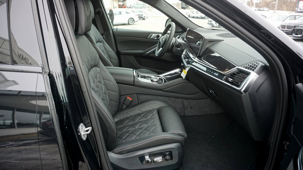 New 2026 BMW X6 xDrive40i image 10