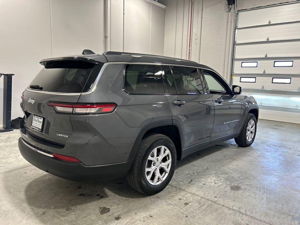 Certified 2022 Jeep Grand Cherokee L Limited w/ Trailer Tow Group (B) AWD/4WD image 6