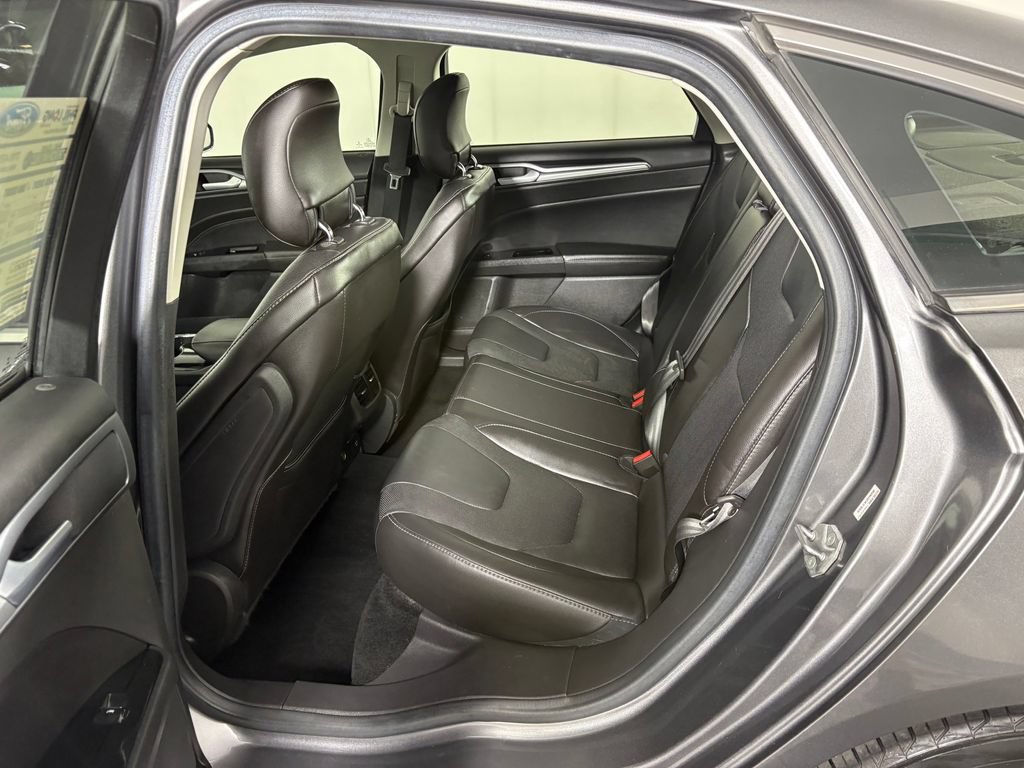 Used 2014 Ford Fusion Titanium FWD image 27