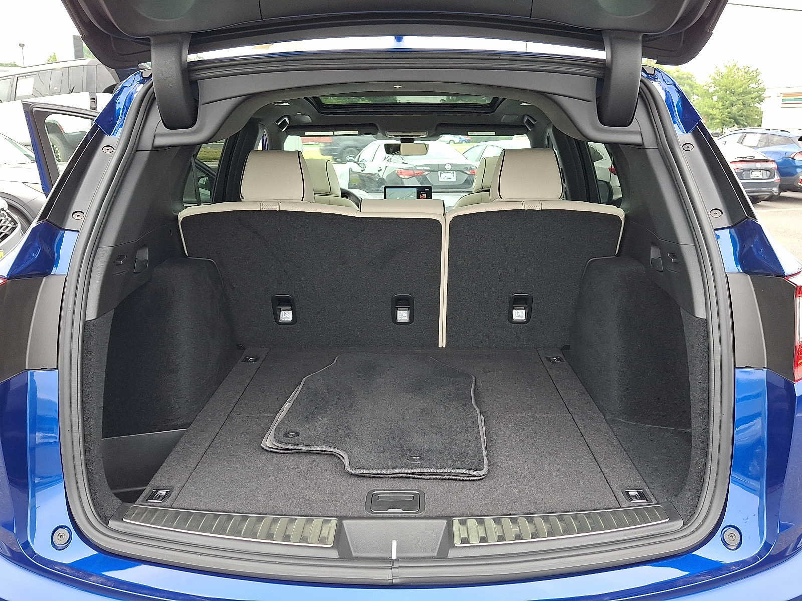 Certified 2025 Acura RDX w/ Advance Package AWD/4WD image 29