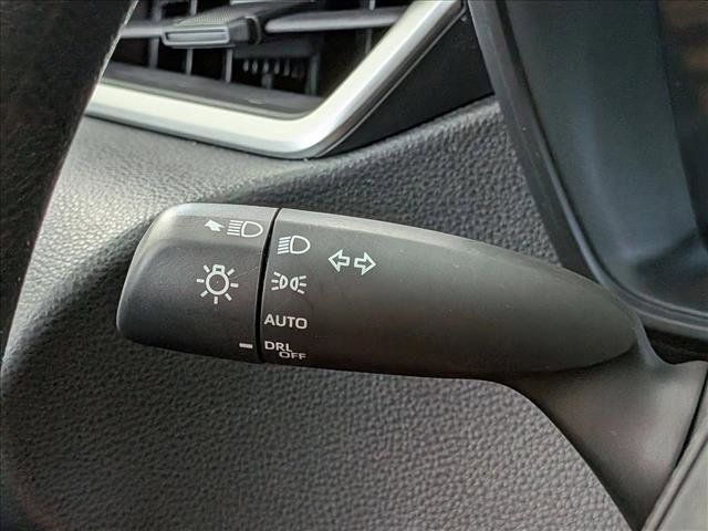 Used 2023 Toyota Corolla LE image 9