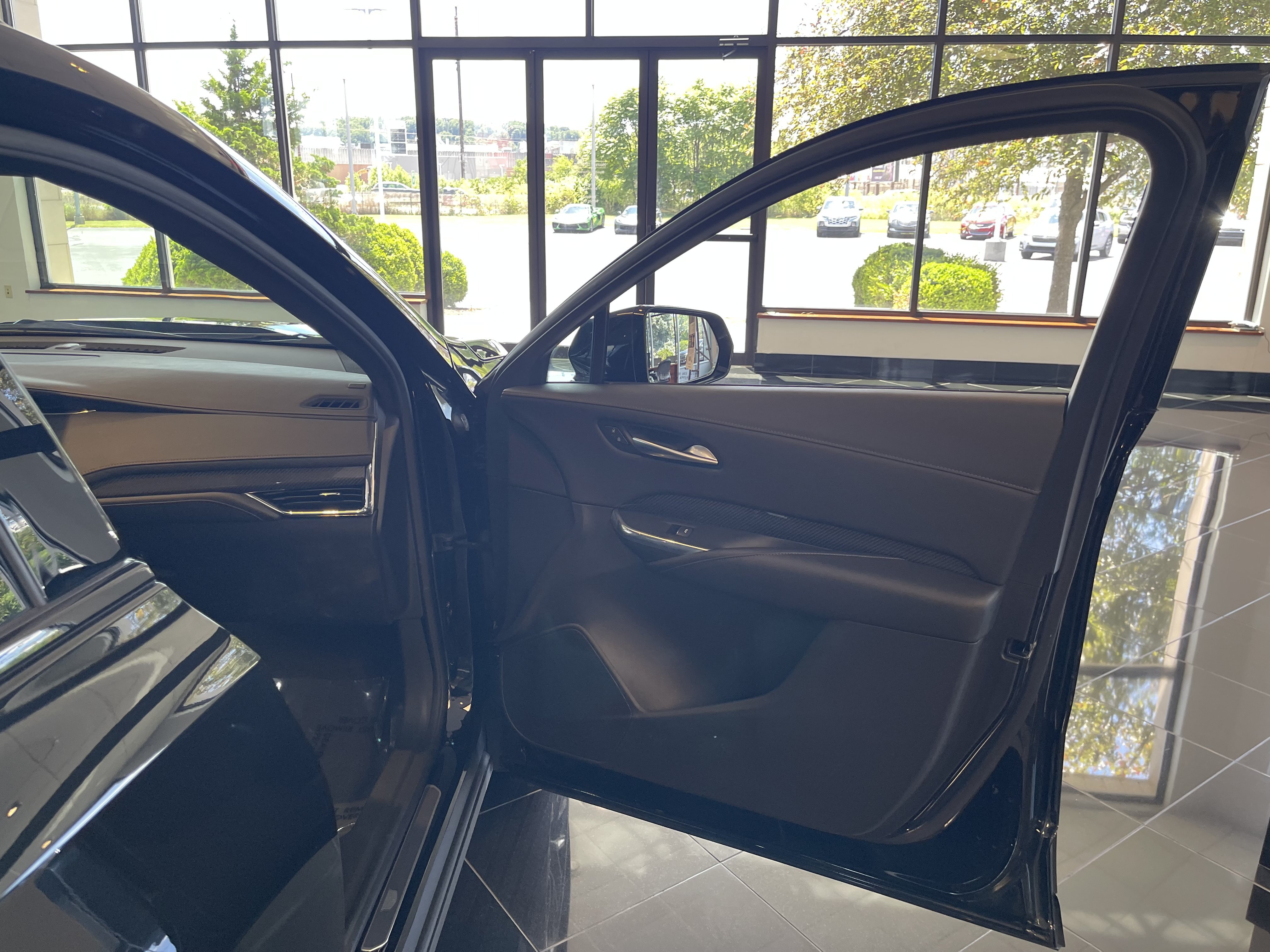 Certified 2023 Cadillac XT4 Sport AWD/4WD image 25