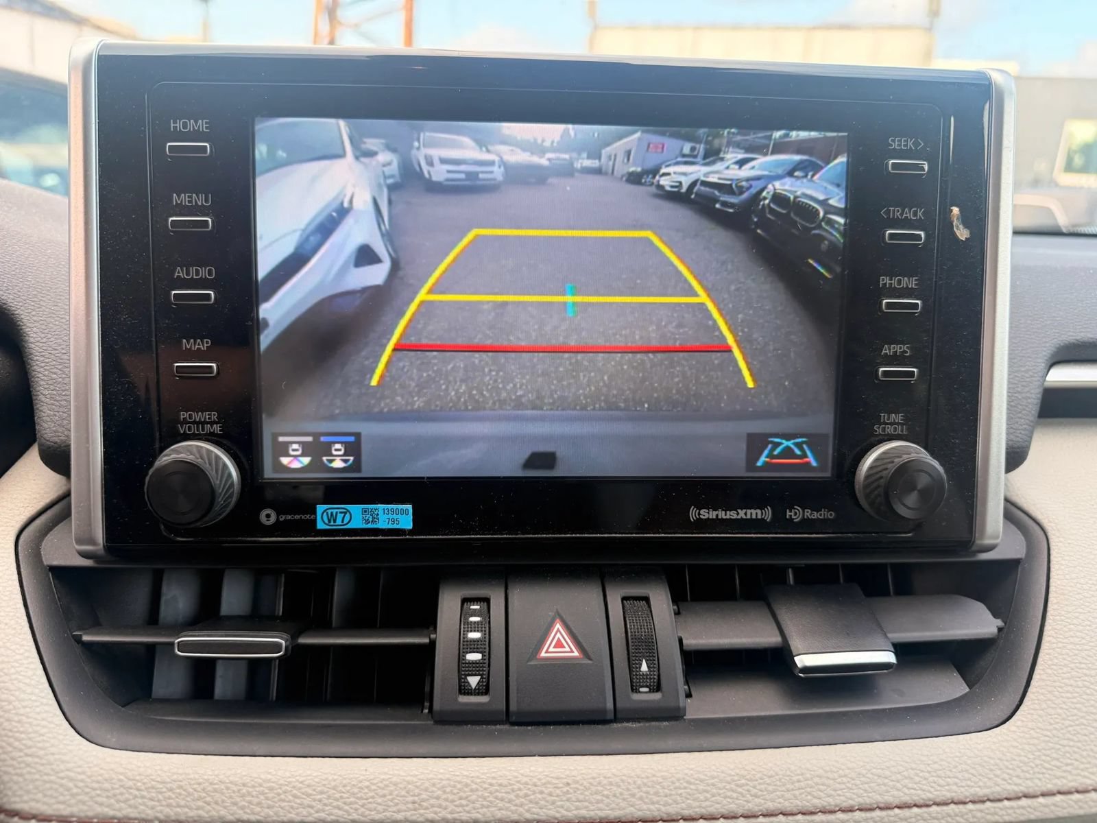 Used 2019 Toyota RAV4 Limited AWD/4WD image 21