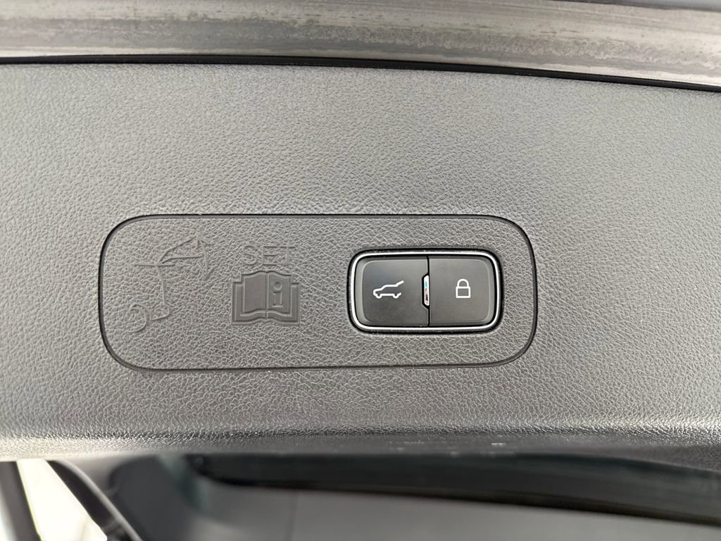 Used 2021 Lincoln Aviator Reserve w/ Equipment Group 208A image 15