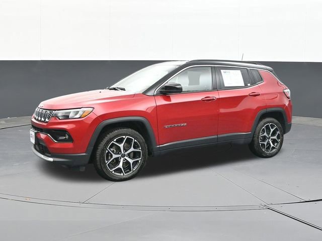 Used 2025 Jeep Compass Limited AWD/4WD image 7