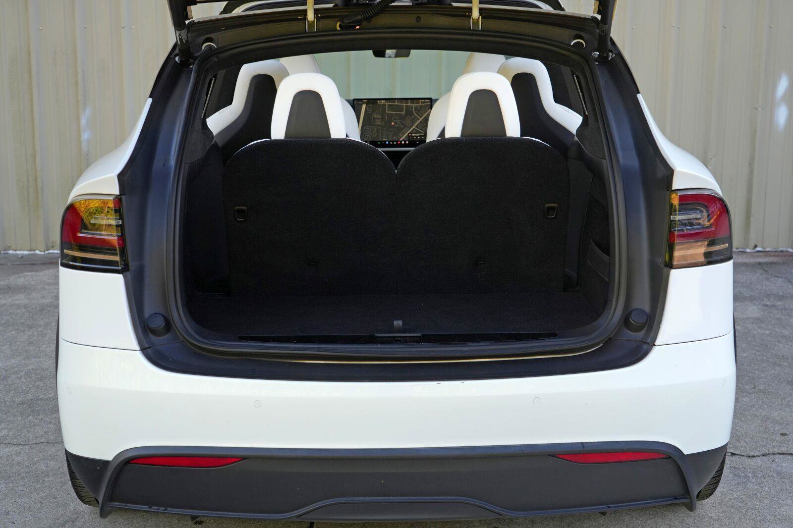 Used 2022 Tesla Model X AWD/4WD image 10