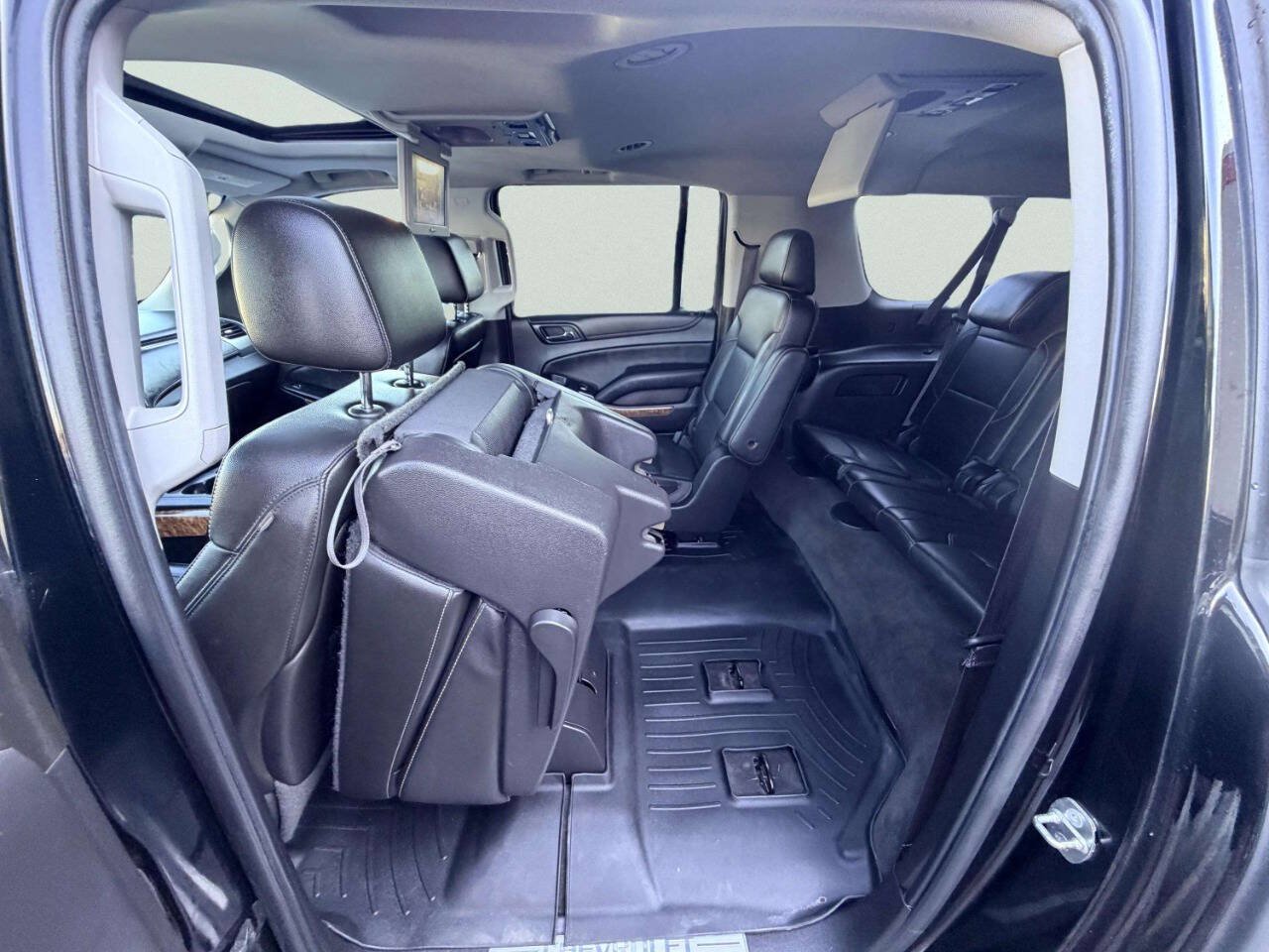 Used 2015 Chevrolet Suburban LTZ AWD/4WD image 22