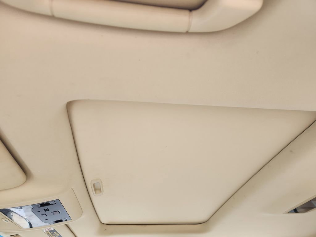 Used 2017 Lexus LX 570 4WD w/ Luxury Package image 26