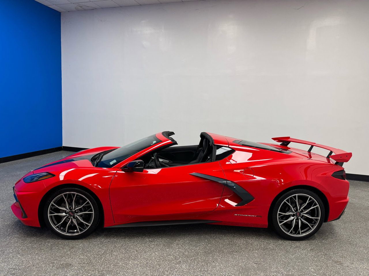 Used 2023 Chevrolet Corvette Stingray Coupe image 4