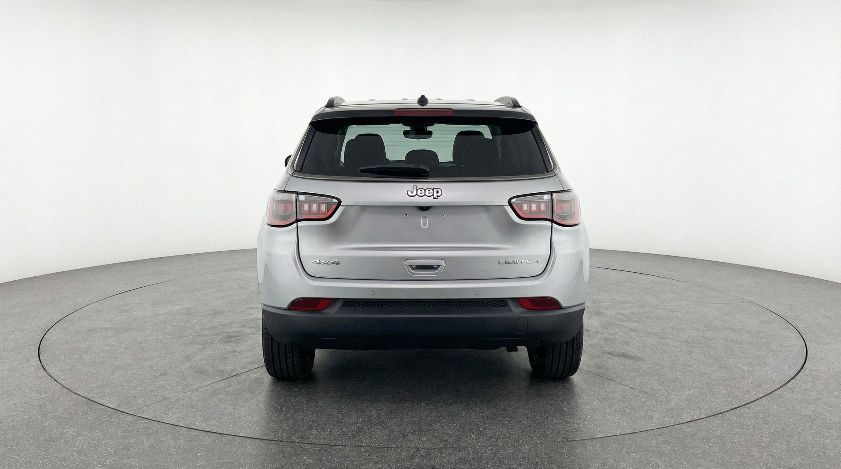 Used 2025 Jeep Compass Limited image 7