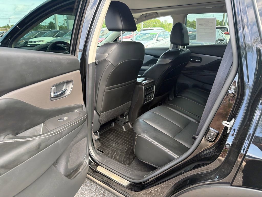 Used 2022 Nissan Murano SL w/ SL Moonroof Package AWD/4WD image 18