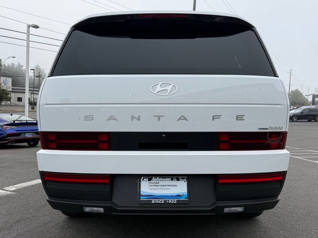 Certified 2026 Hyundai Santa Fe SE AWD/4WD image 4