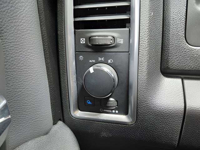 Used 2023 RAM 1500 Classic SLT w/ Protection Group AWD/4WD image 15