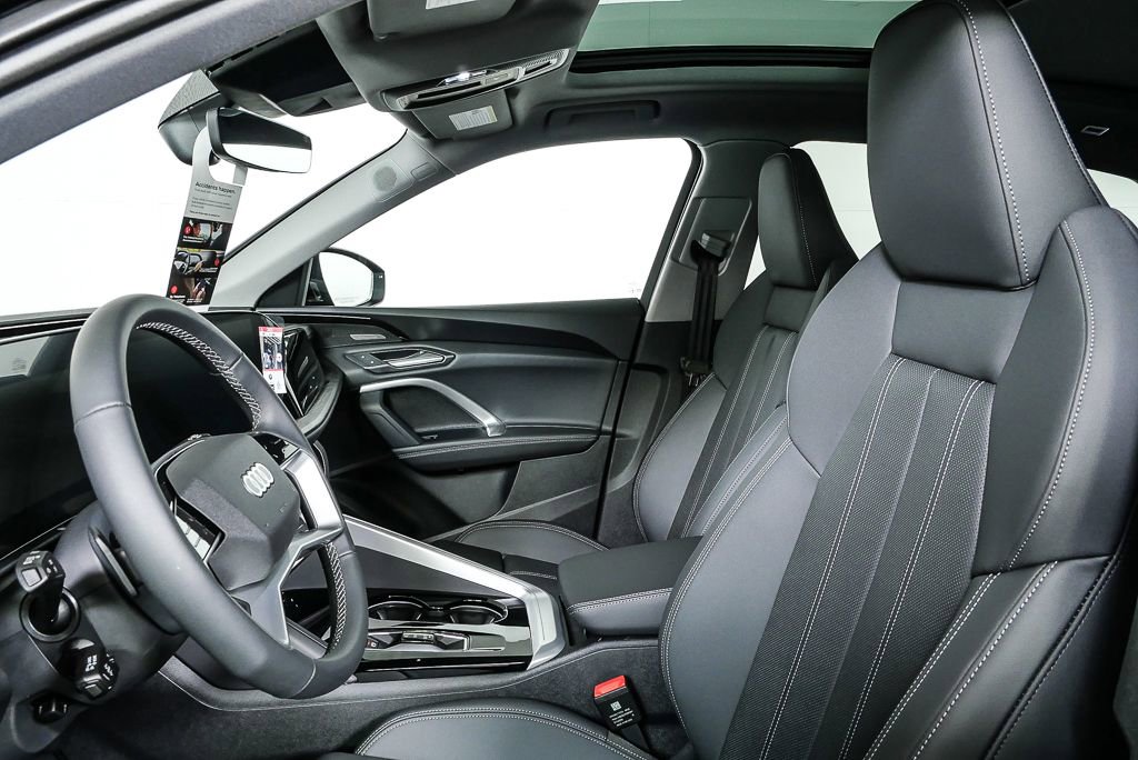 New 2025 Audi Q5 Premium Plus AWD/4WD image 5