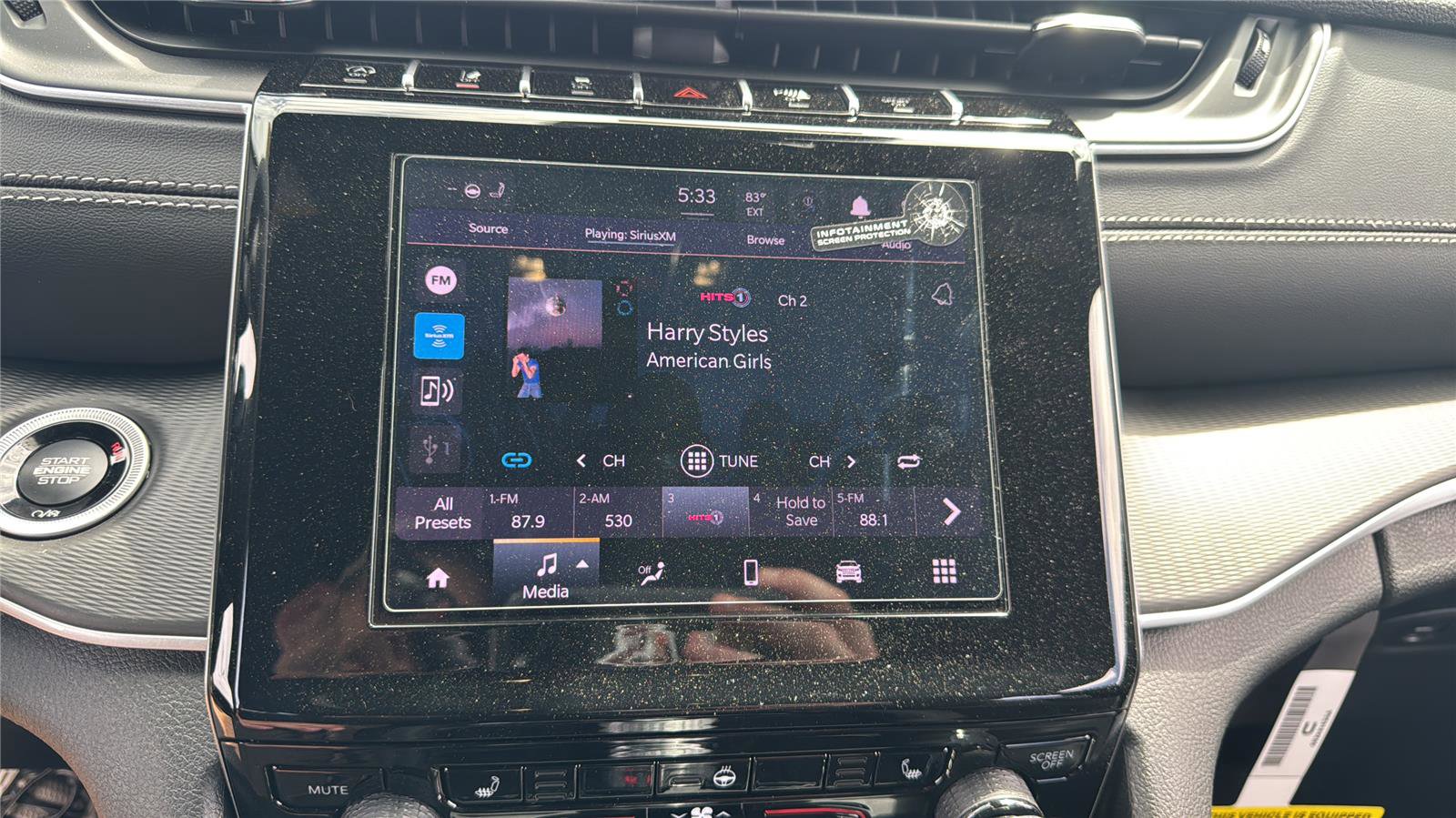 New 2025 Jeep Grand Cherokee Laredo X w/ Luxury Tech Group I AWD/4WD image 25
