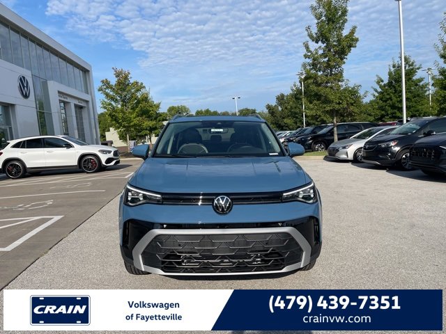 New 2025 Volkswagen Taos SE