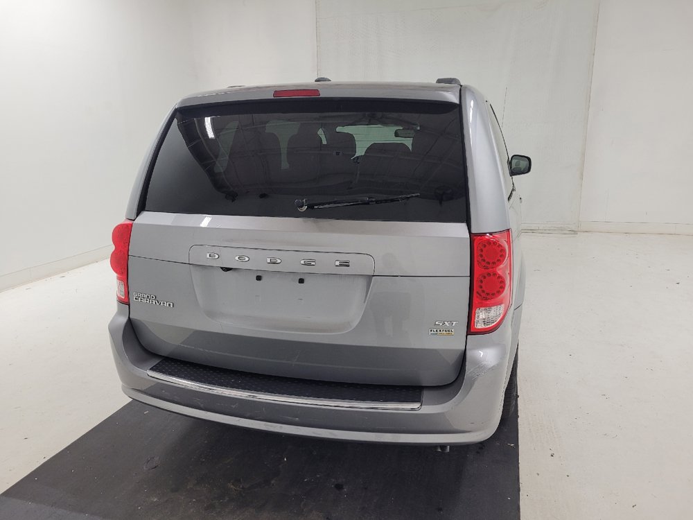 Used 2019 Dodge Grand Caravan SXT FWD image 7