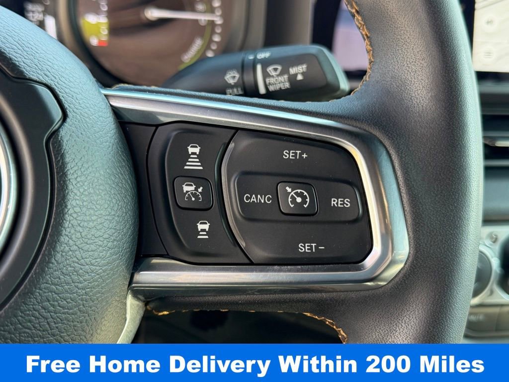 Used 2024 Jeep Wrangler Unlimited Sahara w/ Technology Group image 21