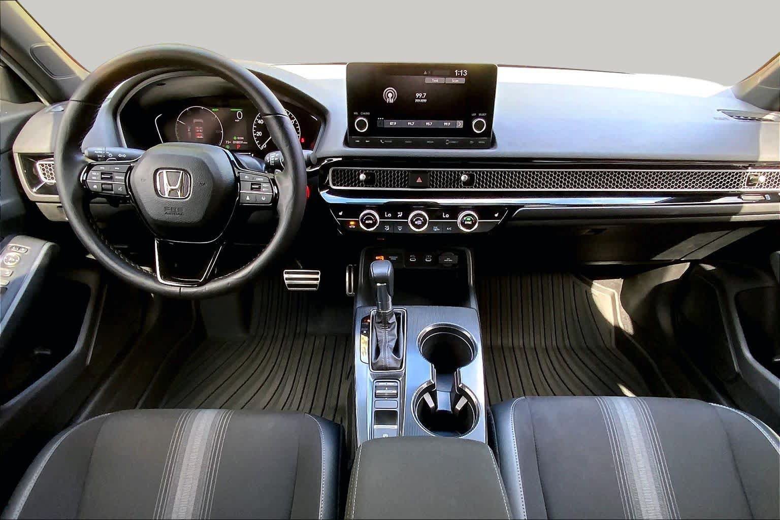 Used 2025 Honda Civic Sport image 15