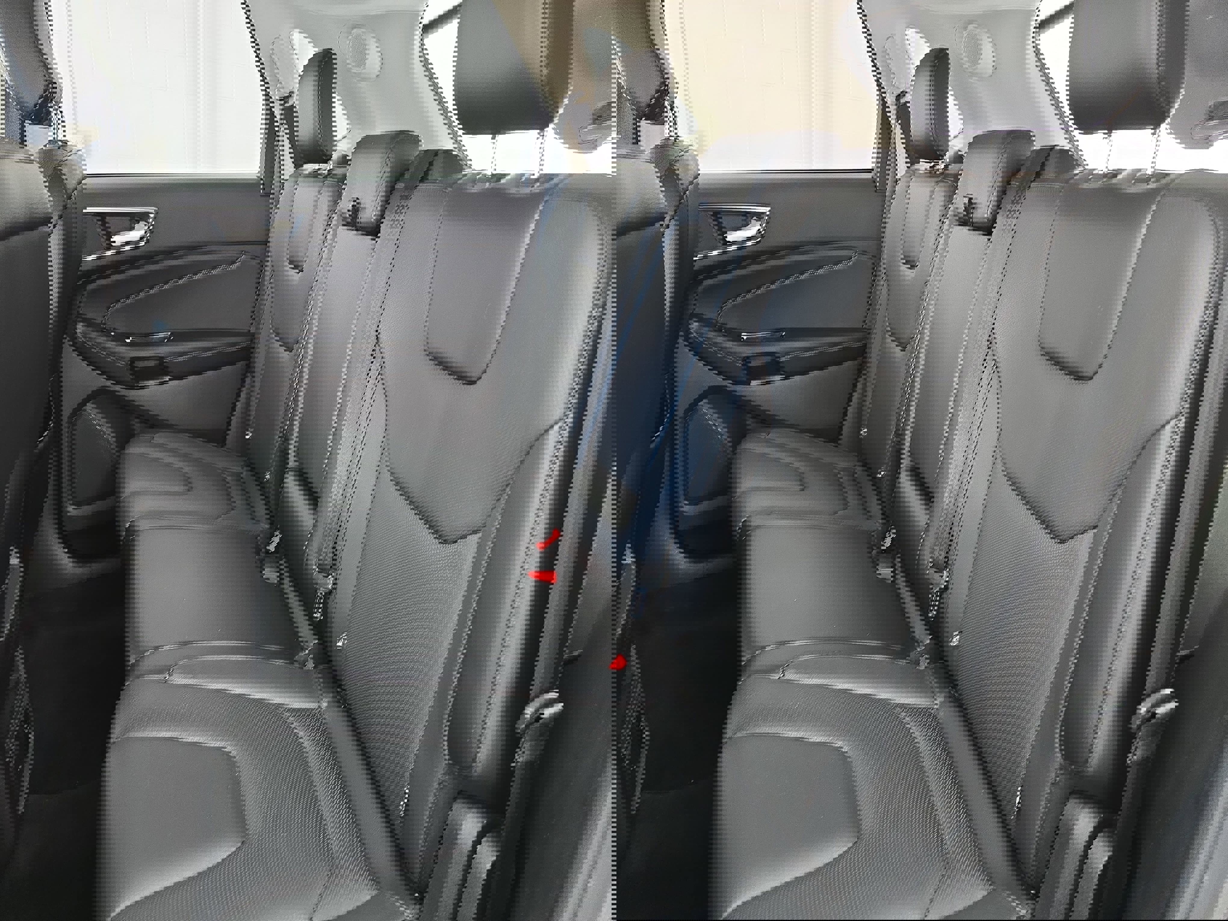 Used 2018 Ford Edge Titanium w/ Equipment Group 301A image 14