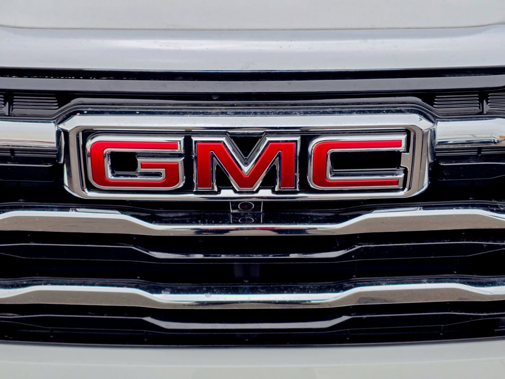 Used 2026 GMC Terrain Elevation image 3