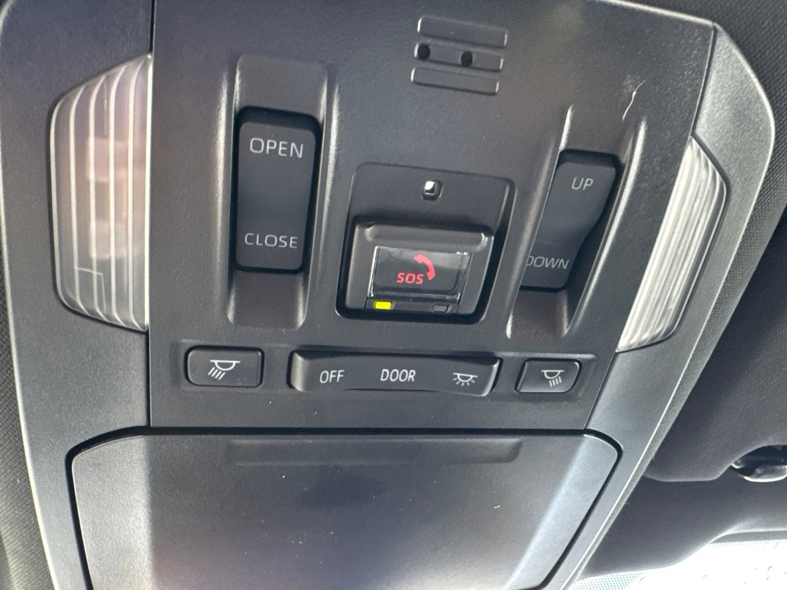 Used 2023 Toyota Highlander XSE AWD/4WD image 18