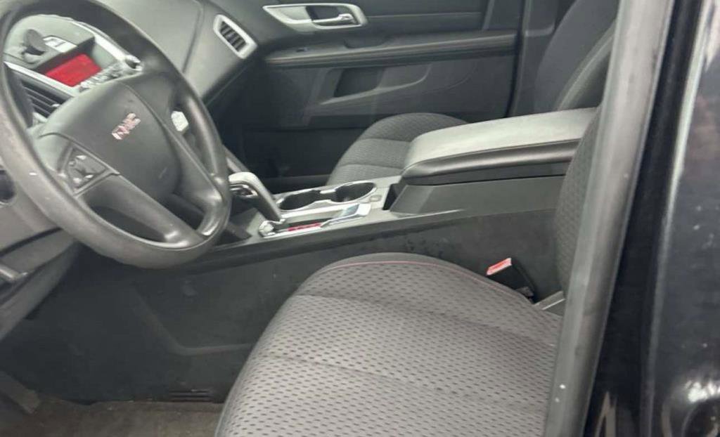 Used 2011 GMC Terrain SLE image 2