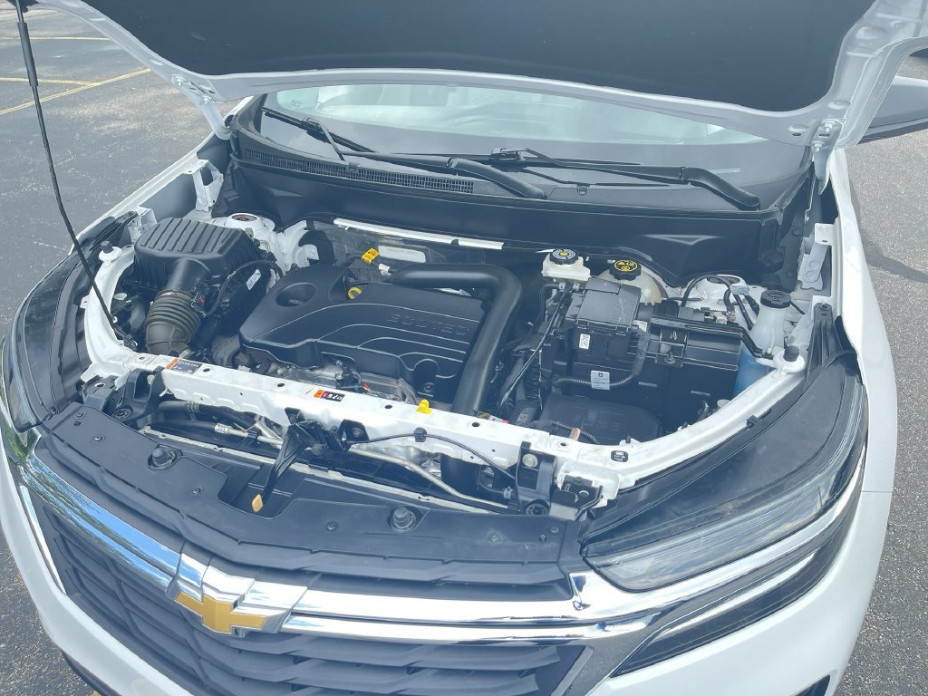 Used 2024 Chevrolet Equinox LS w/ LS Convenience Package FWD image 29