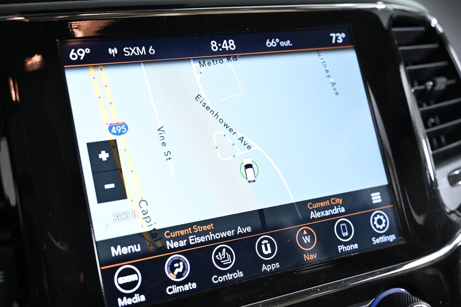 Used 2021 Jeep Grand Cherokee Limited w/ Luxury Group II image 18