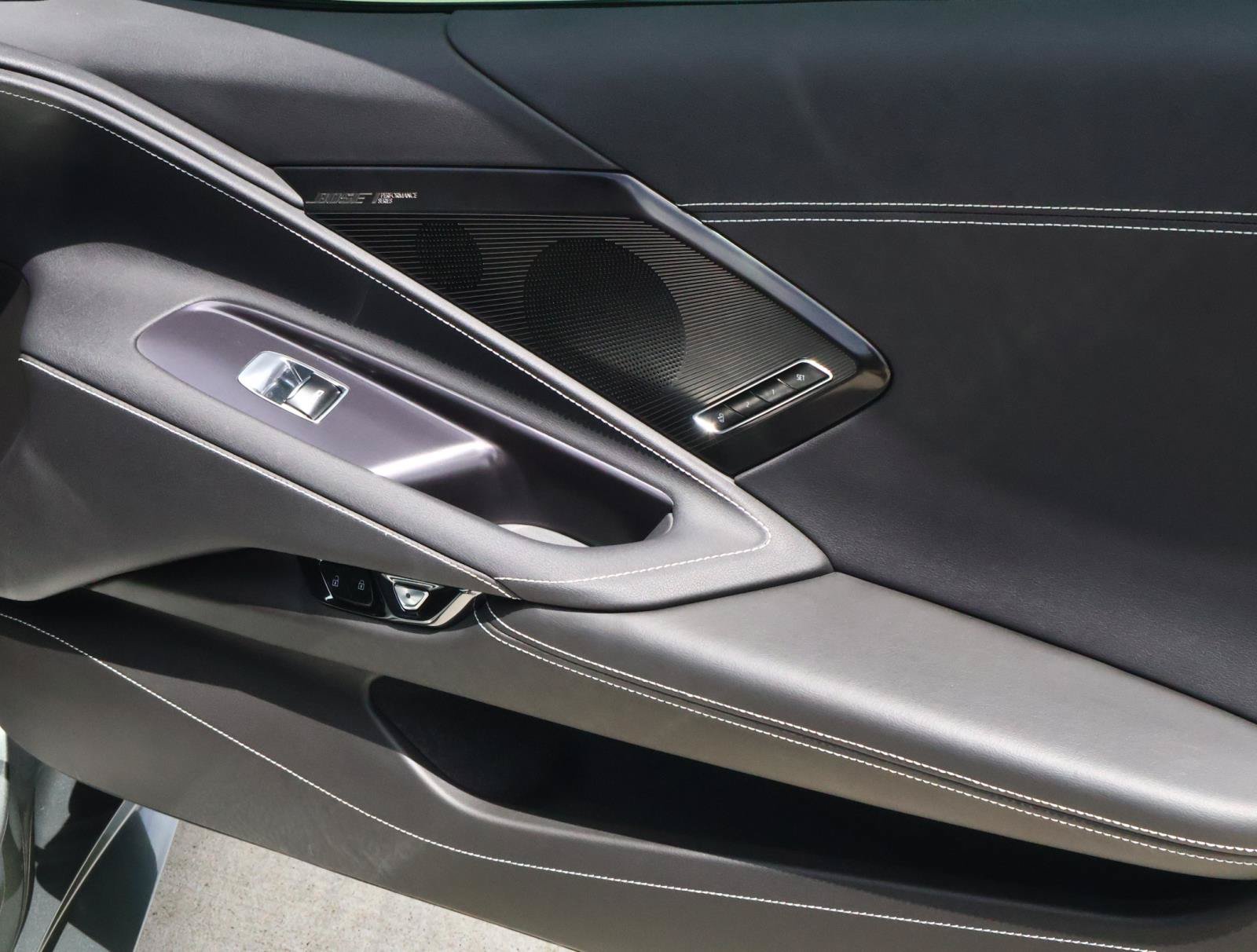 Used 2023 Chevrolet Corvette Stingray Preferred Conv w/ Z51 Performance Package RWD image 16
