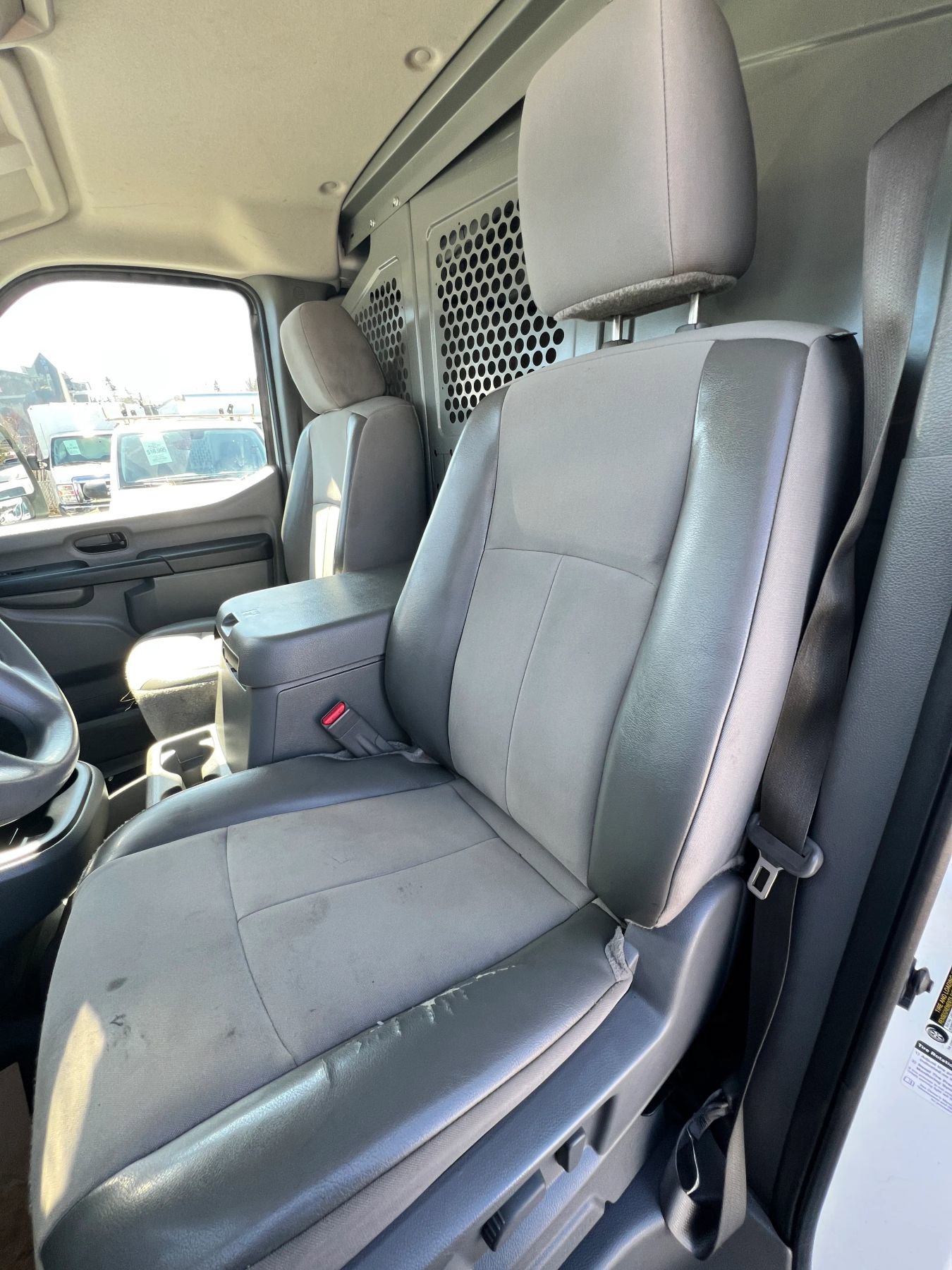 Used 2019 Nissan NV 3500 SL image 11