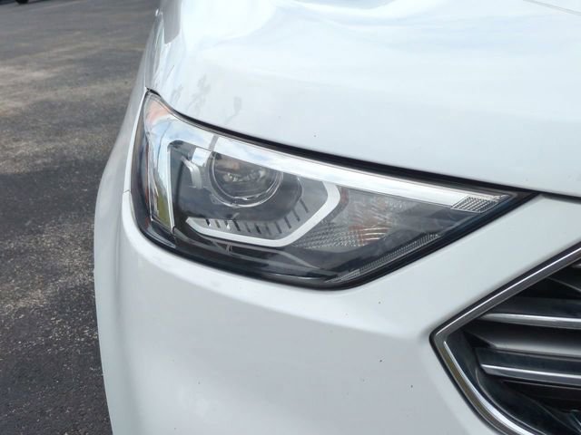 Certified 2021 Ford Edge SE image 10