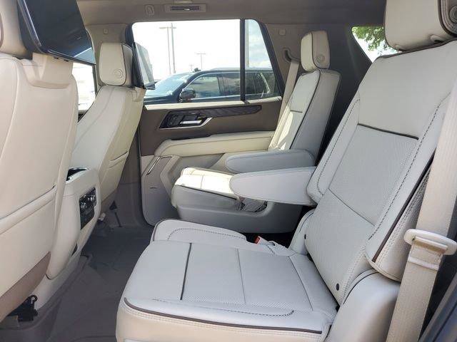 New 2026 GMC Yukon Denali w/ Denali Reserve Package image 11