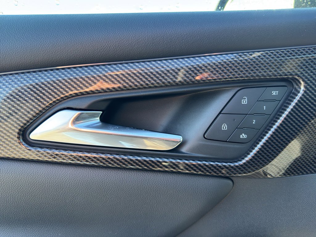 New 2026 Chevrolet Traverse High Country image 10