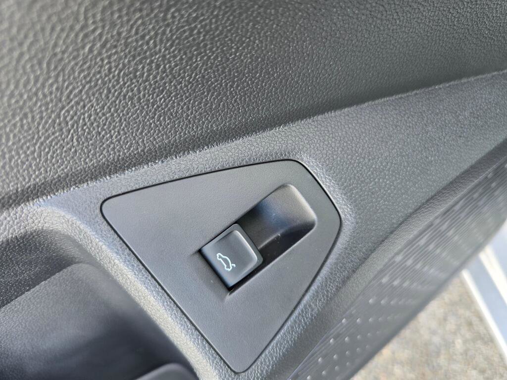 New 2026 Volkswagen Jetta Sport FWD image 23