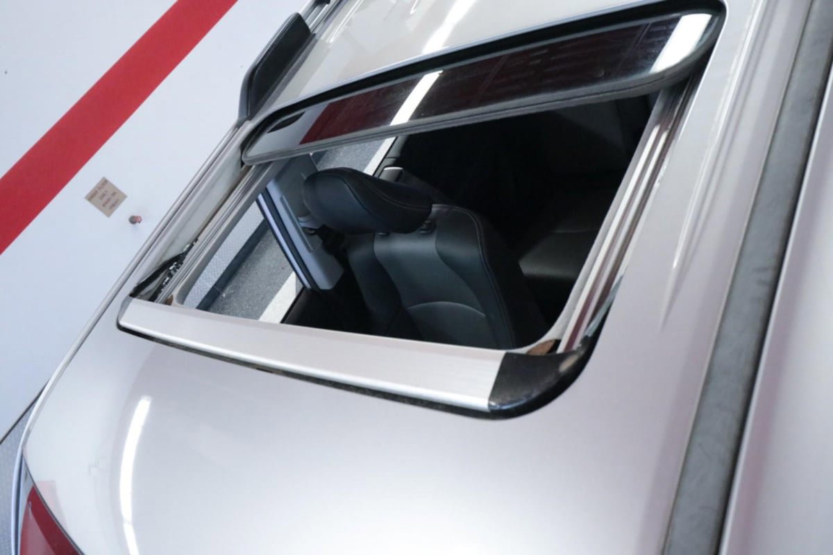 Used 2020 Toyota 4Runner SR5 Premium w/ Moonroof Package RWD image 22