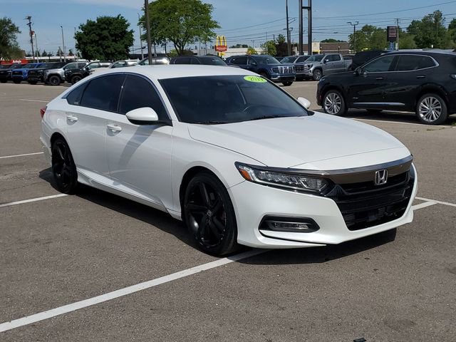 Used 2019 Honda Accord Sport image 3