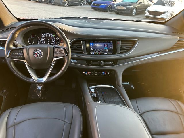 Used 2024 Buick Enclave Premium image 9