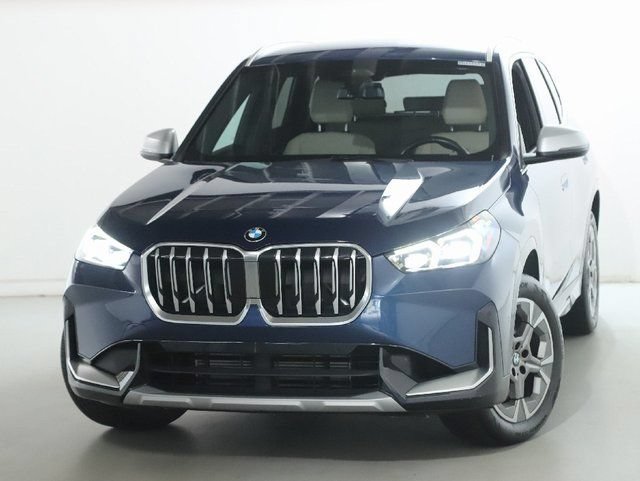 Certified 2023 BMW X1 xDrive28i w/ Convenience Package AWD/4WD image 3