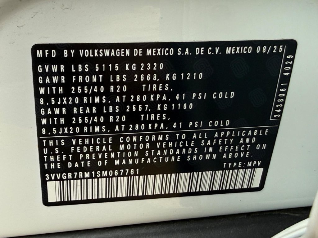 Used 2025 Volkswagen Tiguan SE R-Line AWD/4WD image 22