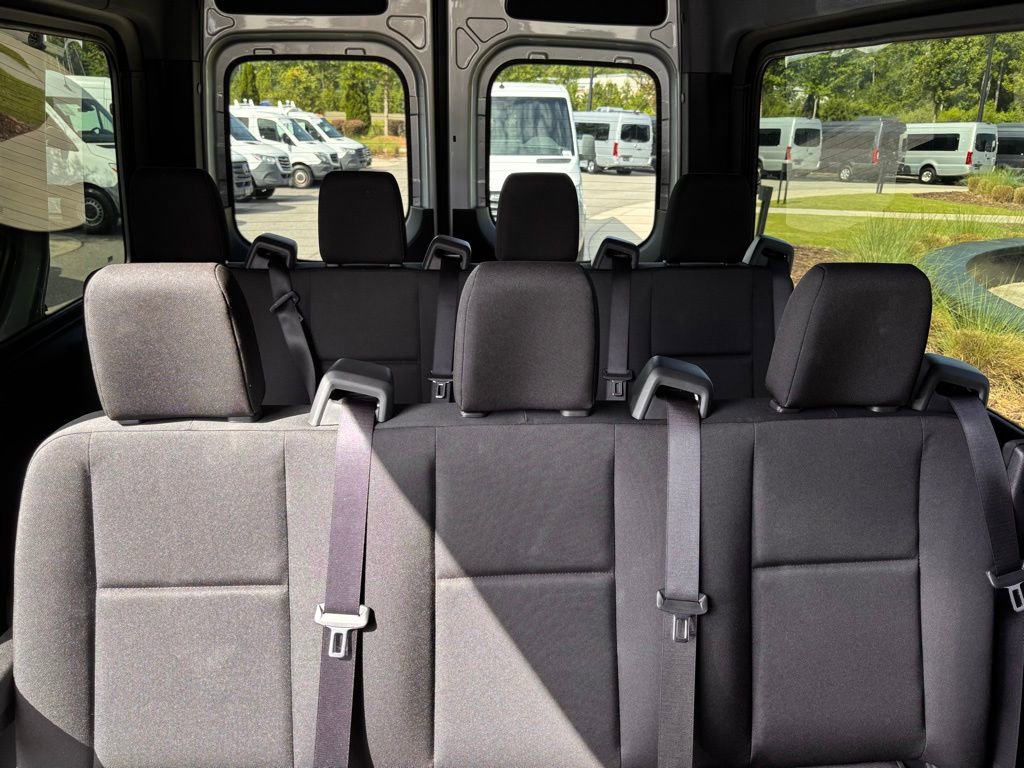 Used 2024 Mercedes-Benz Sprinter 2500 image 15