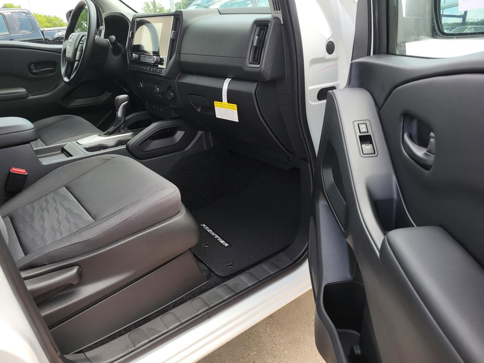 New 2026 Nissan Frontier S image 13