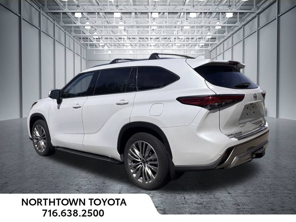 Used 2023 Toyota Highlander Platinum AWD/4WD image 25