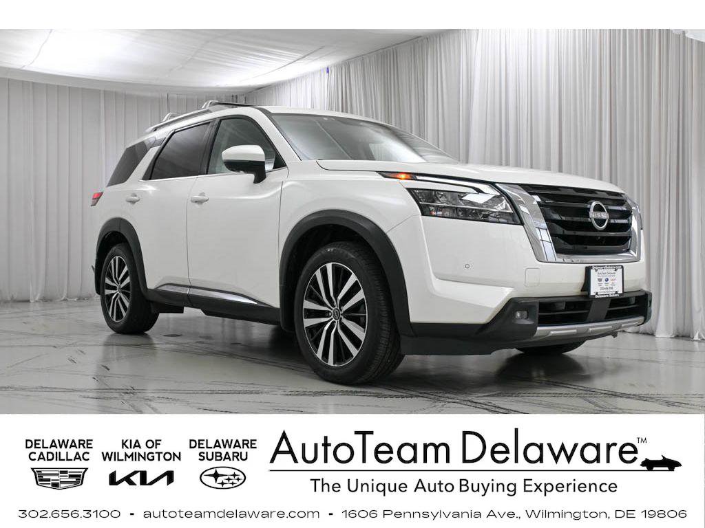Used 2023 Nissan Pathfinder Platinum w/ Cargo Package