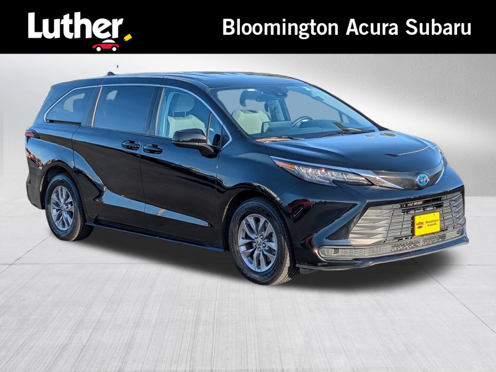 Used 2022 Toyota Sienna LE