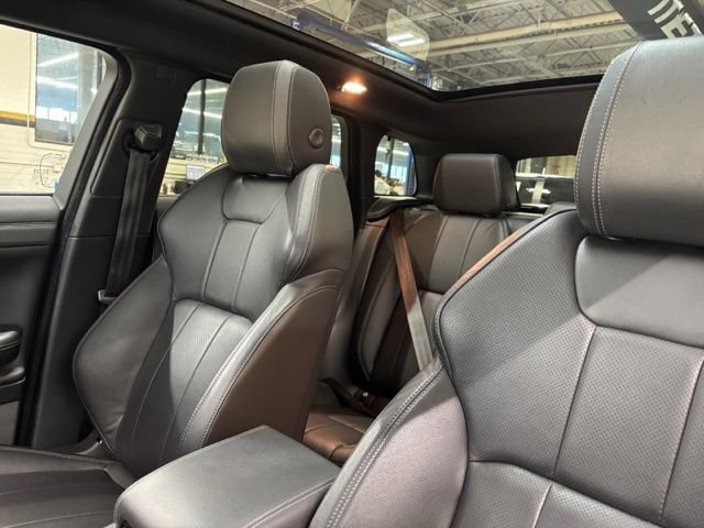 Used 2018 Land Rover Range Rover Evoque SE AWD/4WD image 23