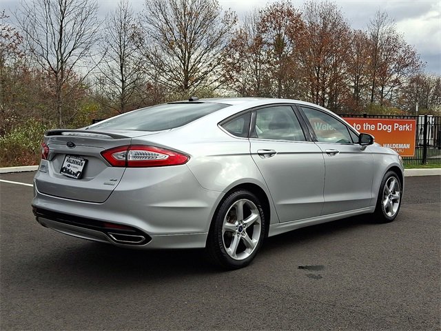 Used 2015 Ford Fusion SE w/ Equipment Group 201A image 7