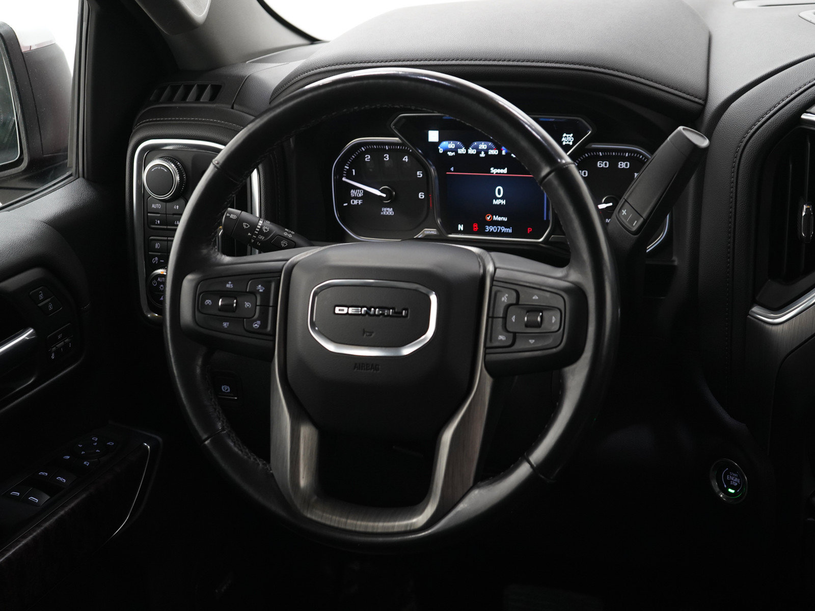 Used 2019 GMC Sierra 1500 Denali w/ Technology Package AWD/4WD image 15