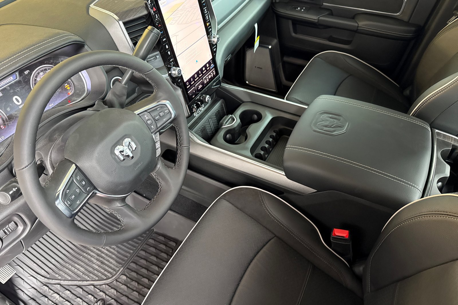 New 2026 RAM 3500 Laramie AWD/4WD image 3