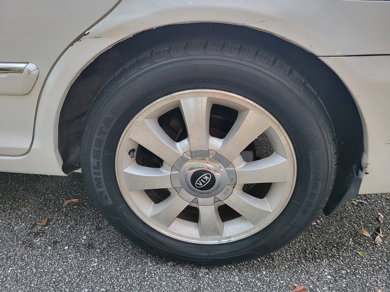 Used 2004 Kia Optima FWD image 20